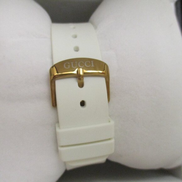 GUCCI DIVE NEW 40MM WHITE FELINE HEAD DIAL RUBBER MEN'S / UNISEX WATCH YA136322 - Picture 7 of 8